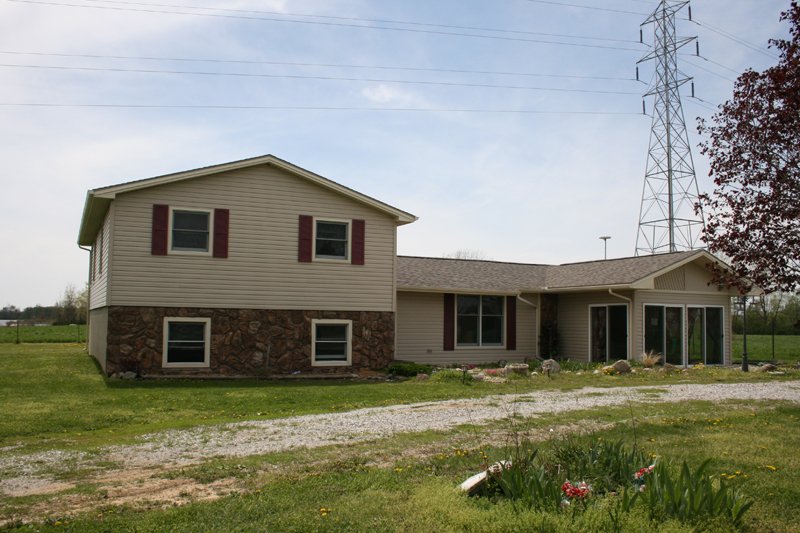 Property photo 3 - Real Estate & Personal Property Auction