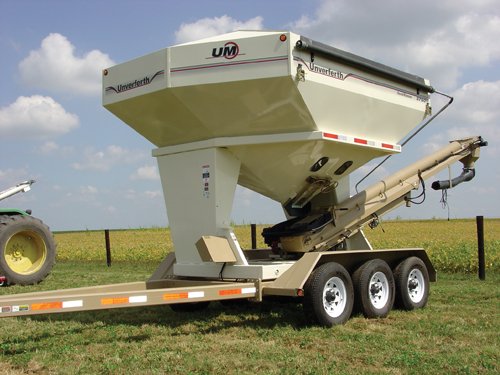 Property photo 19 - Farm Equipment Auction - Big Line of JD Equipment