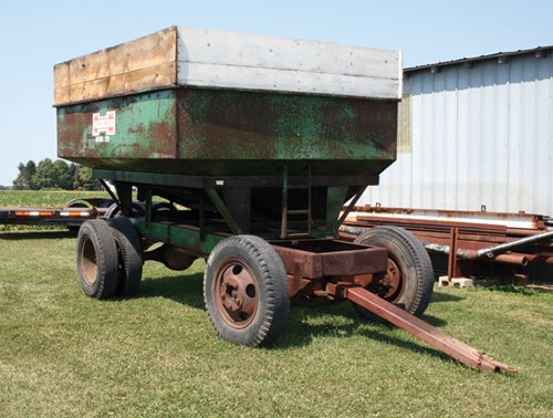 Property photo 32 - Thornton Farm Equipment Auction
