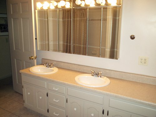 Property photo 1 - SW Allen County 3 Bedroom Ranch On Full Unfinished Basement