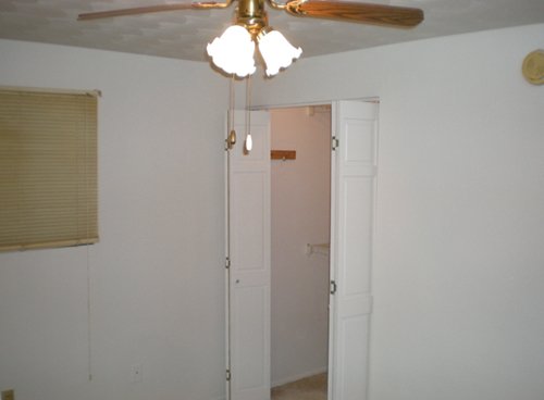 Property photo 6 - Home Auction - 6513 Golden Lane, Fort Wayne, IN
