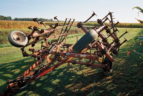 Property photo 25 - Crowl Bros. Farms, Farm Equipment Auction