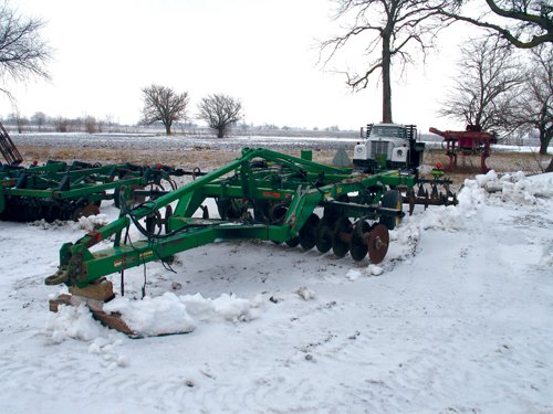 Property photo 11 - Ousley Farms John Deere Equipment Auction