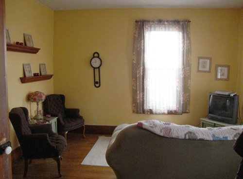 Property photo 14 - Stately Country Home on 2.5 Acres