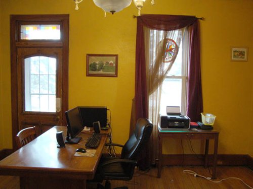 Property photo 16 - Stately Country Home on 2.5 Acres