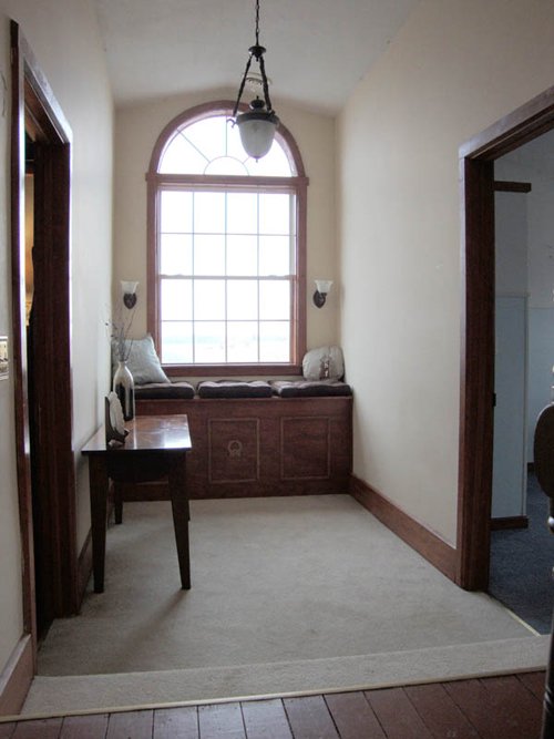 Property photo 15 - Stately Country Home on 2.5 Acres