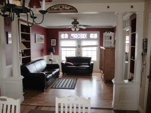 Property photo 12 - Stately Country Home on 2.5 Acres