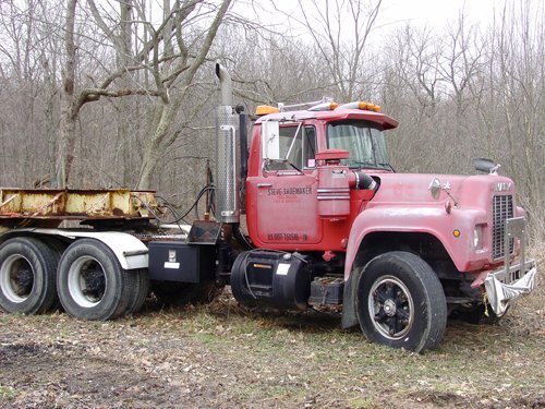 Property photo 9 - Excavator, Dozers, Construction Equipment, Tools & Guns
