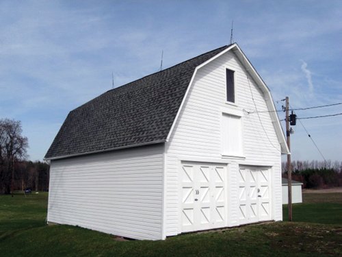 Property photo 11 - Antique Muscle Cars, Brick Home on 5 Acres