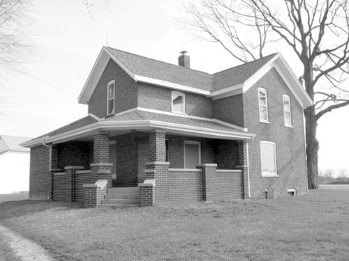 Property photo 9 - Antique Muscle Cars, Brick Home on 5 Acres