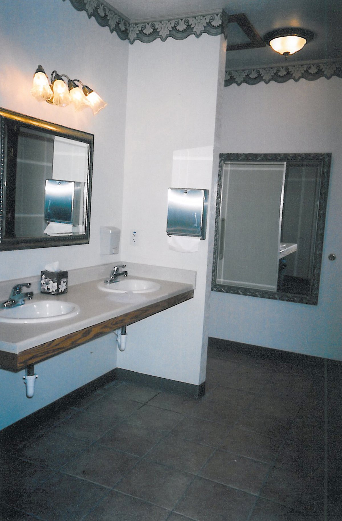 Property photo 45 - The Carriage Place Banquet Facility Auction