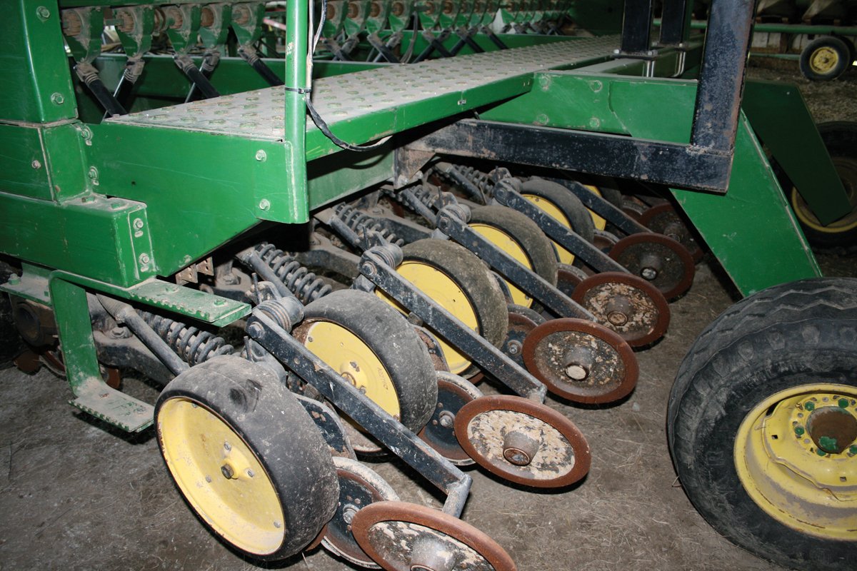 Property photo 12 - Schmidt Farm Equipment Auction