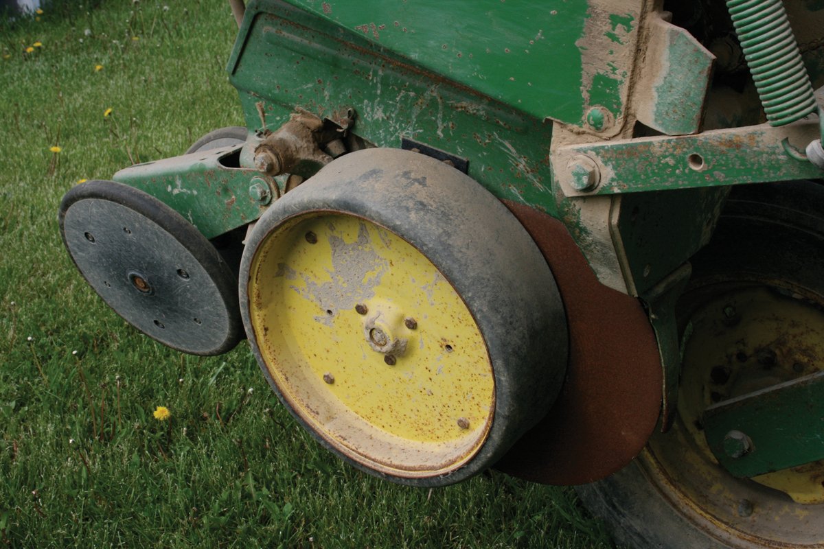 Property photo 17 - Schmidt Farm Equipment Auction