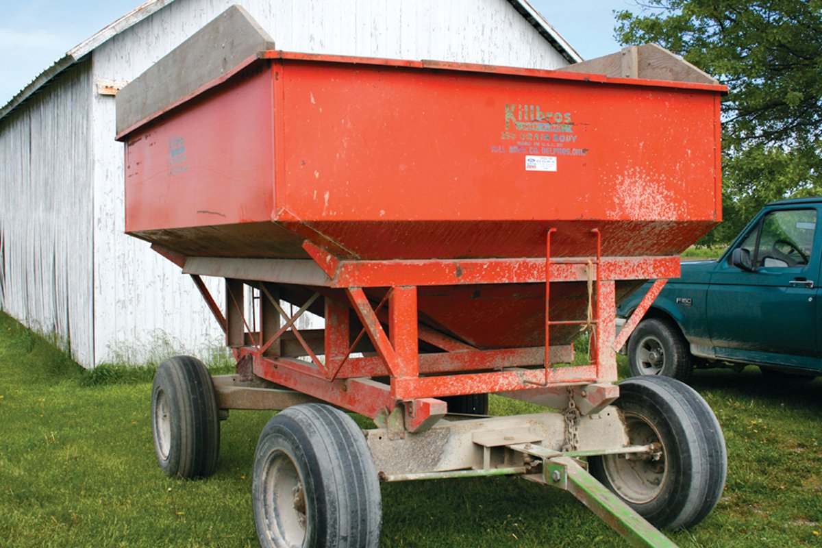 Property photo 8 - Schmidt Farm Equipment Auction
