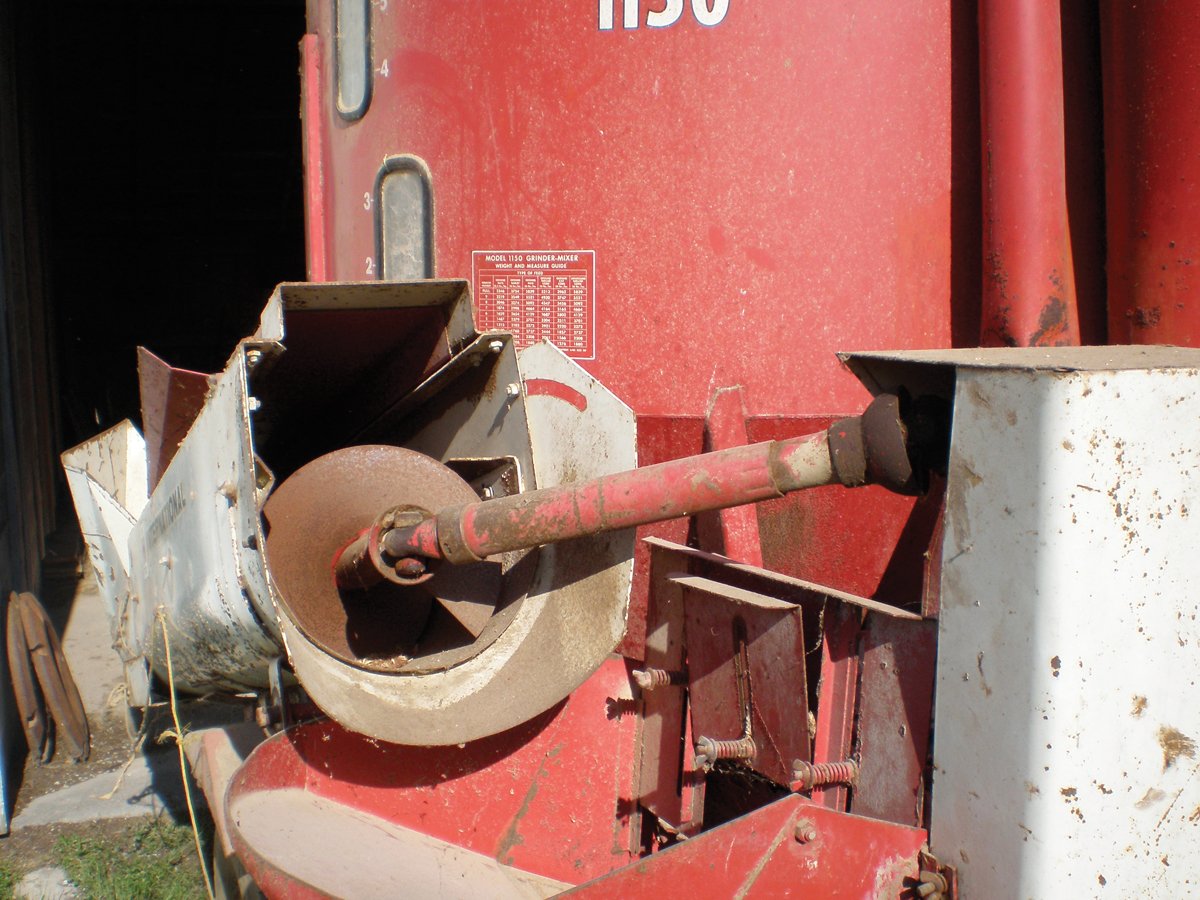 Property photo 44 - Schmidt Farm Equipment Auction