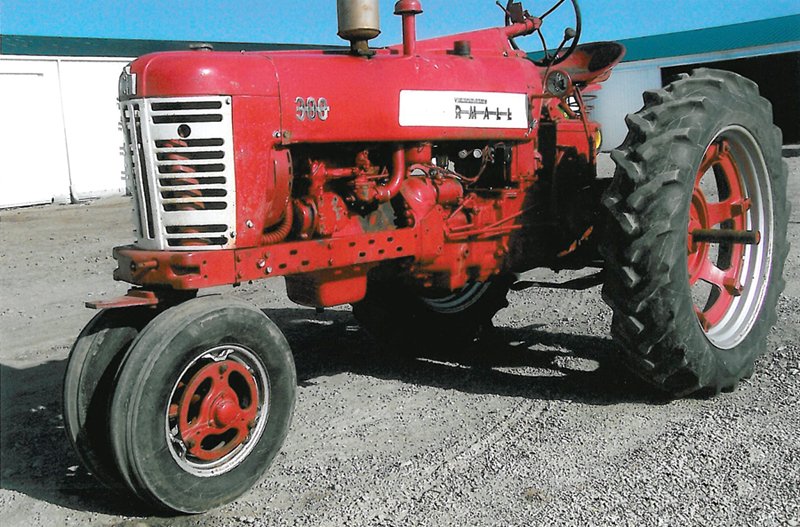 Property photo 12 - Farm Equipment Auction