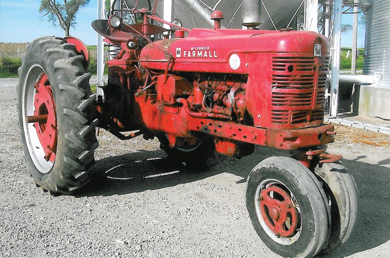 Property photo 1 - Farm Equipment Auction
