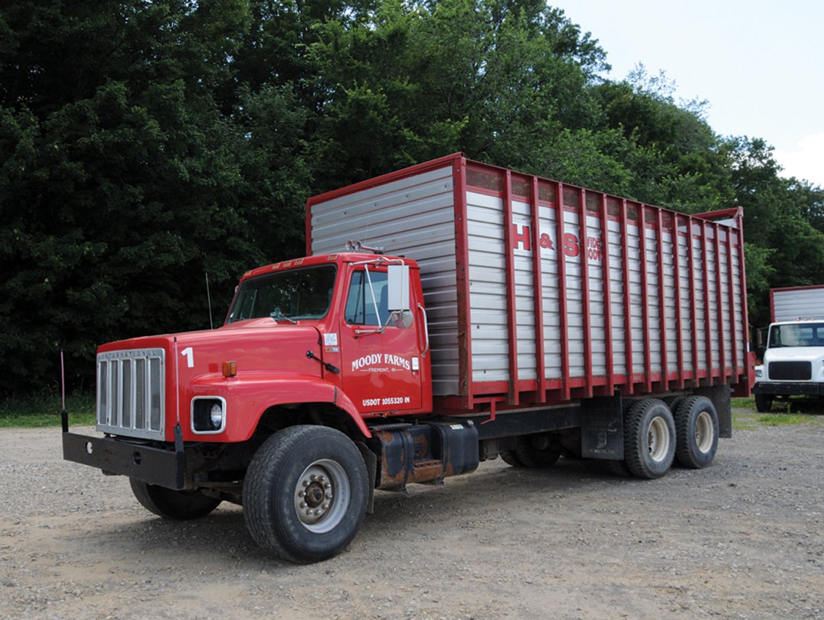 Property photo 18 - Moody Farms Equipment Auction