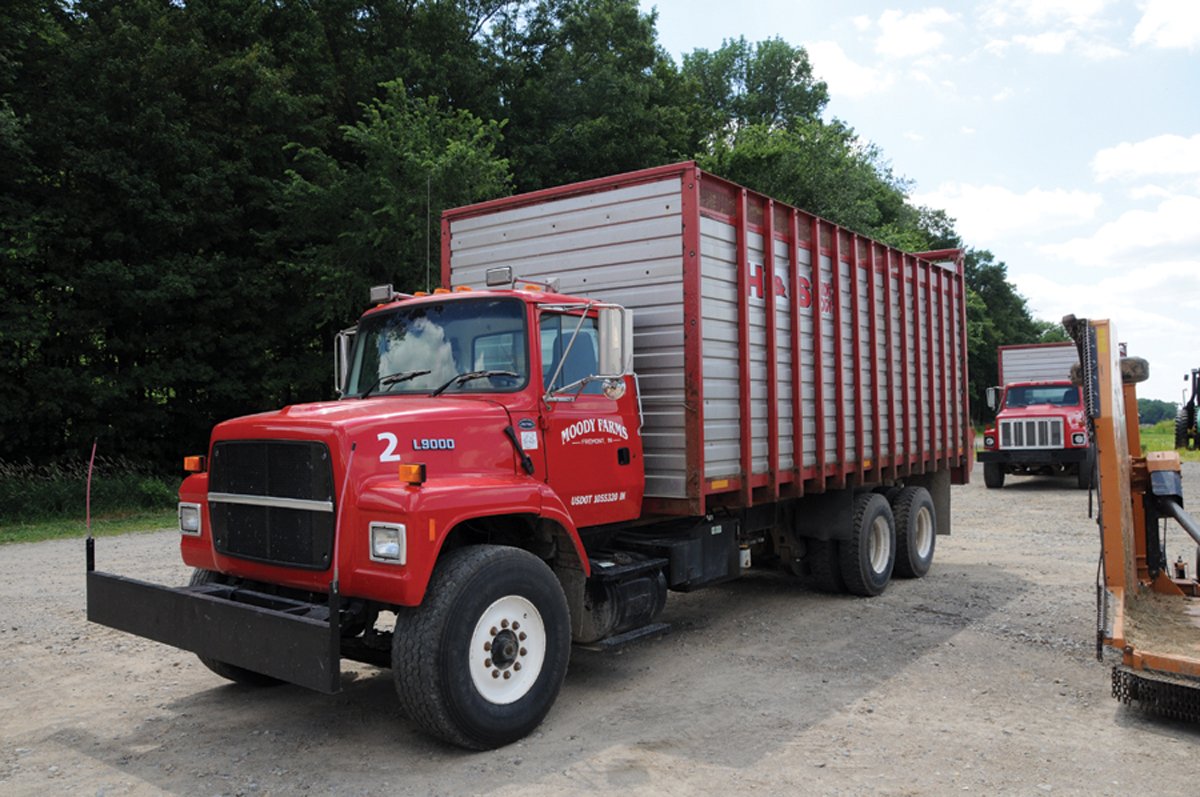 Property photo 44 - Moody Farms Equipment Auction