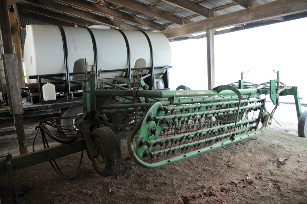 Property photo 9 - Moody Farms Equipment Auction