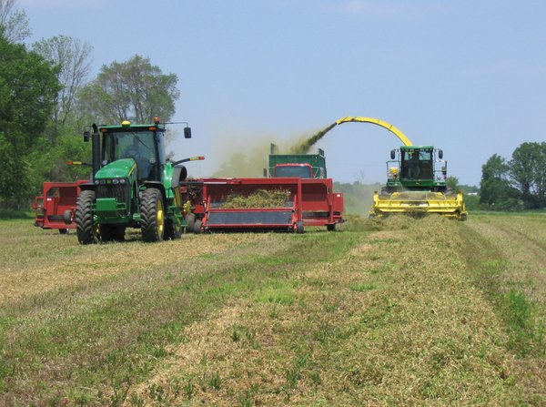 Moody Farms Equipment Auction