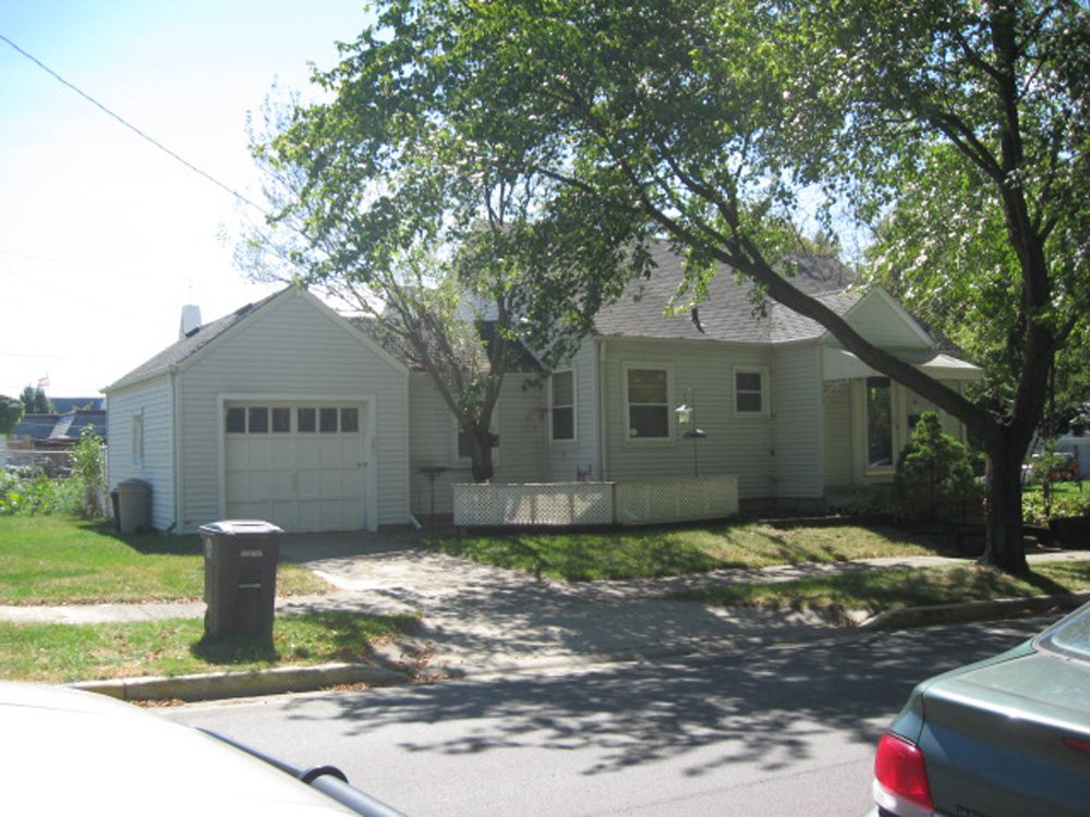 Property photo 8 - 2 BEDROOM 1.5 BATH, ON FULL BASEMENT  PARKVIEW AREA HOME