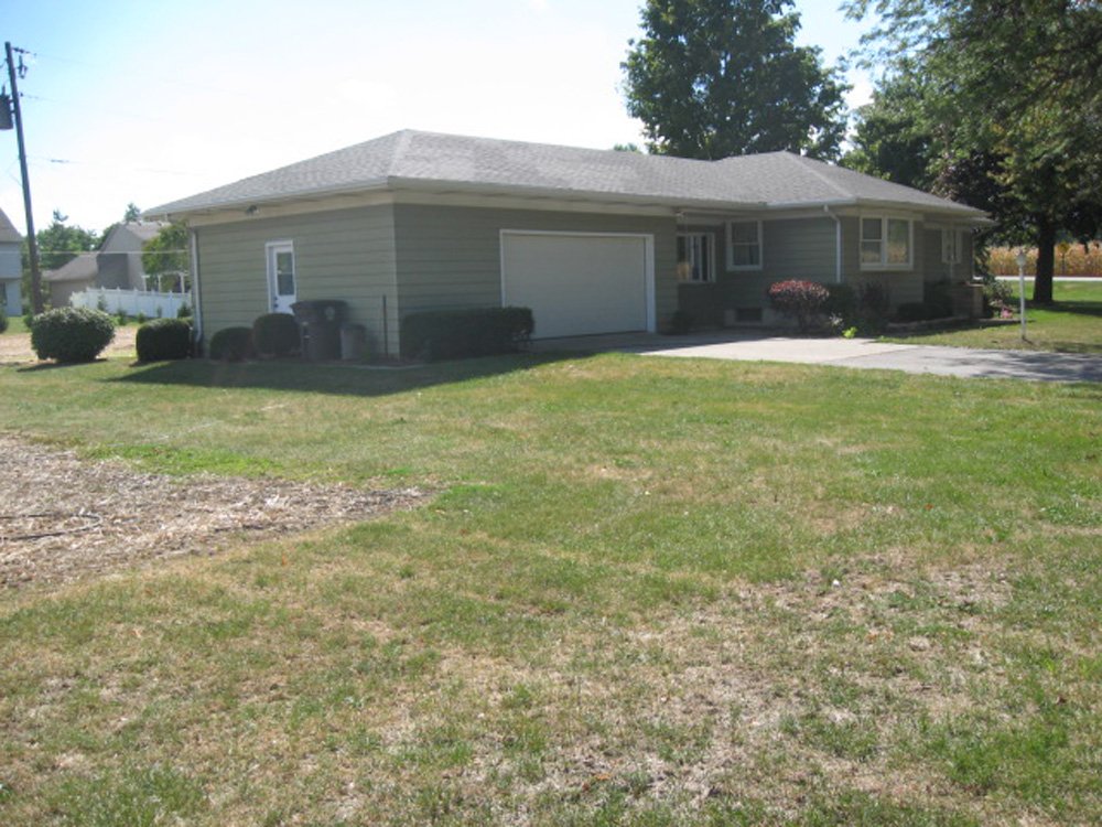 Property photo 4 - Real Estate Auction, 3 BEDROOM, 1 BATH, FULL BASEMENT, 1.2 ACRE LOT PLUS 1.4 ACRE ADDITIONAL LOT