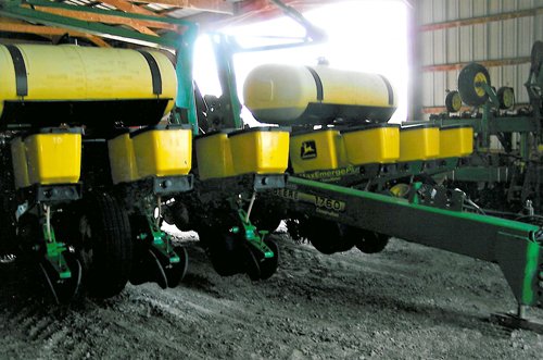 Property photo 6 - Glenn R. Jennings Farm Equipment Auction