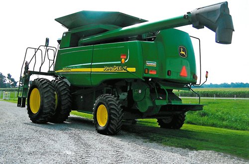 Property photo 1 - Glenn R. Jennings Farm Equipment Auction