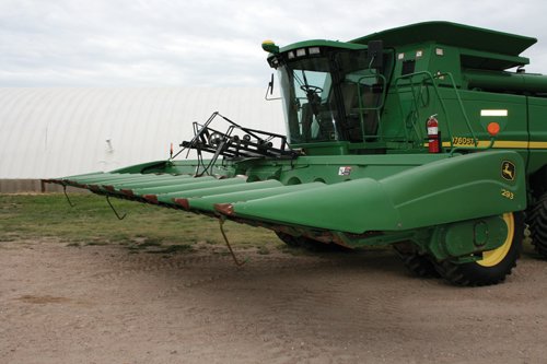 Property photo 220 - Renick Family Farms Kansas Equipment Auction