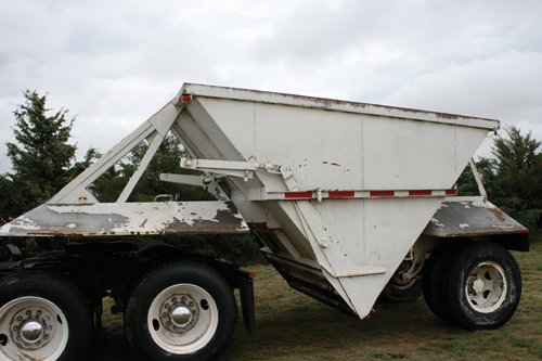 Property photo 231 - Renick Family Farms Kansas Equipment Auction