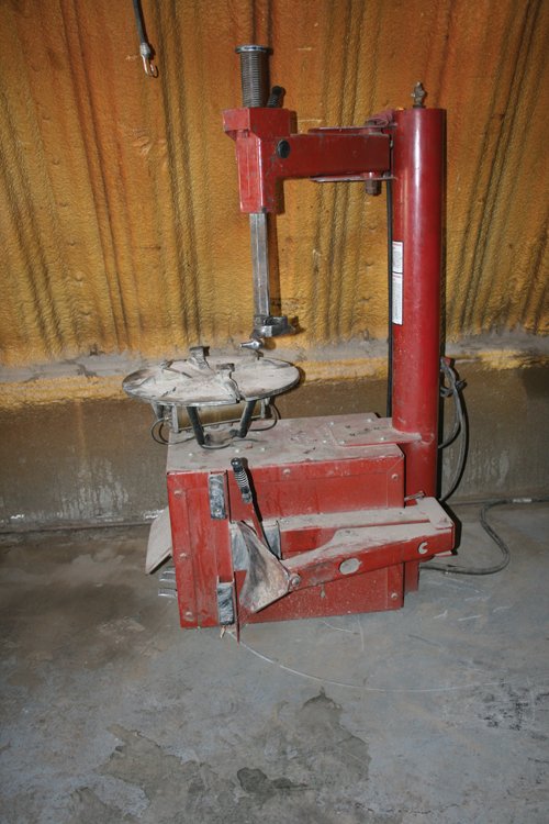 Property photo 103 - Renick Family Farms Kansas Equipment Auction