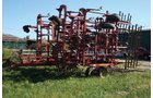 Property photo 5 - Henry Farm Equipment Auction