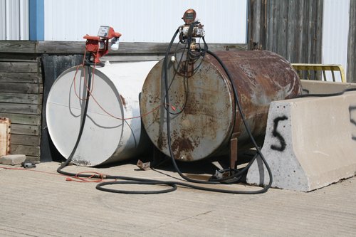 Property photo 18 - Henry Farm Equipment Auction