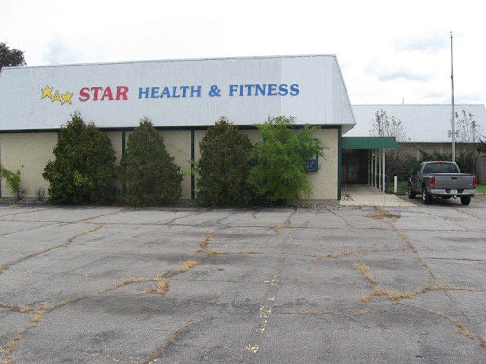 Property photo 31 - Star Fitness Auction w/ Health, Fitness, & Spa Equipment