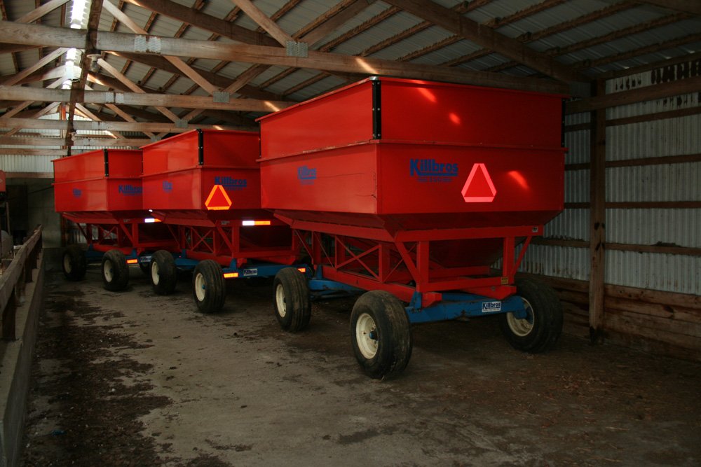 Property photo 17 - Farm Equipment Auction - Southwest, MI