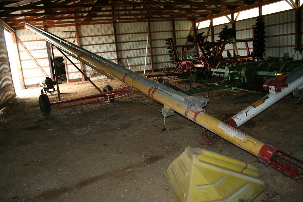 Property photo 19 - Farm Equipment Auction - Southwest, MI