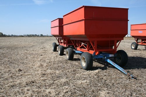 Property photo 8 - Haymaker Farm Equipment Auction