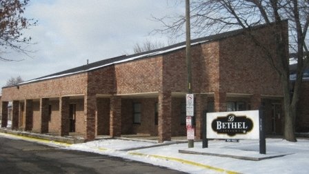 Property photo 1 - 94 Unit Apartment Complex Auction