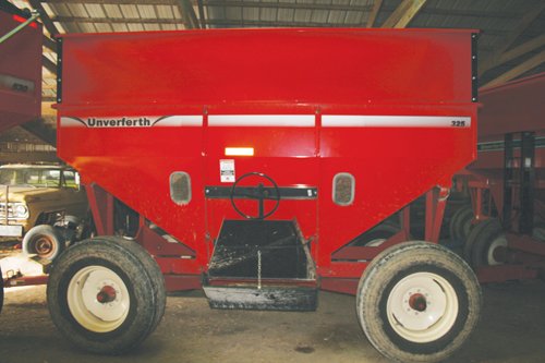 Property photo 12 - Johnson Farm Equipment Auction