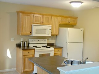 3 Bedroom, 2 Bath 1222 sq. ft. brick front ranch home.  Features:  private back yard, eat-in kitchen, master suite, and laundry room.  All appliances stay!

The home is like new and in excellent condition.  Close to Columbia City. - Brick Front Ranch Home