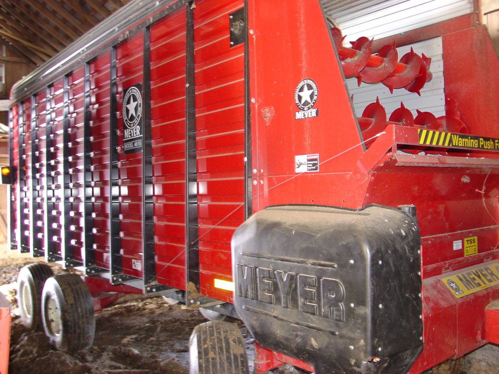 Property photo 26 - DeBolt Farm Equipment Auction - Tractors, Excellent Hay & Forage Equipment