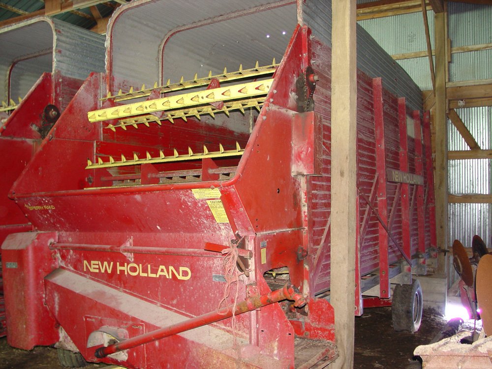 Property photo 10 - DeBolt Farm Equipment Auction - Tractors, Excellent Hay & Forage Equipment