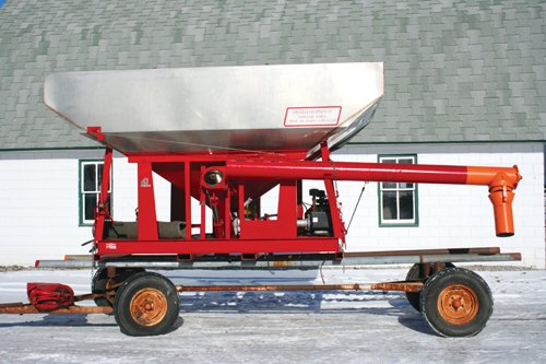 Property photo 100 - H. H. Driggs Farms Farm Equipment Auction