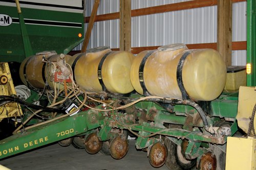Property photo 40 - AREA FARMERS Surplus Auction