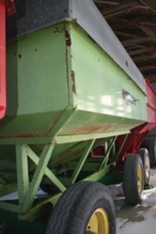 Property photo 100 - AREA FARMERS Surplus Auction