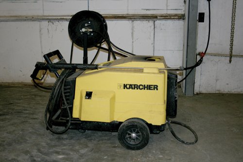 Property photo 68 - AREA FARMERS Surplus Auction