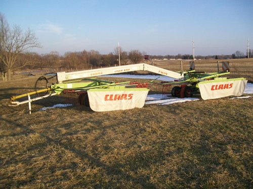 Property photo 39 - Farmer's Grain & Ag Extra Farm Equipment Auction