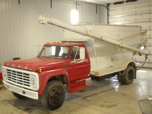 Property photo 76 - Farmer's Grain & Ag Extra Farm Equipment Auction