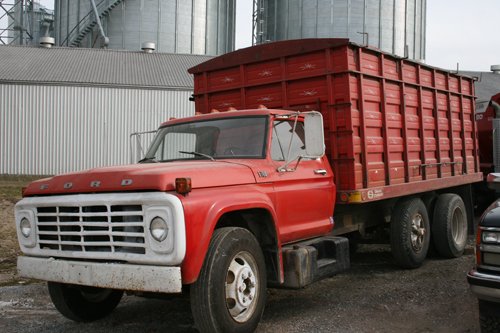Property photo 97 - Farmer's Grain & Ag Extra Farm Equipment Auction